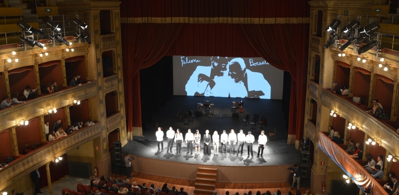 La mafia diventa teatro (civile)