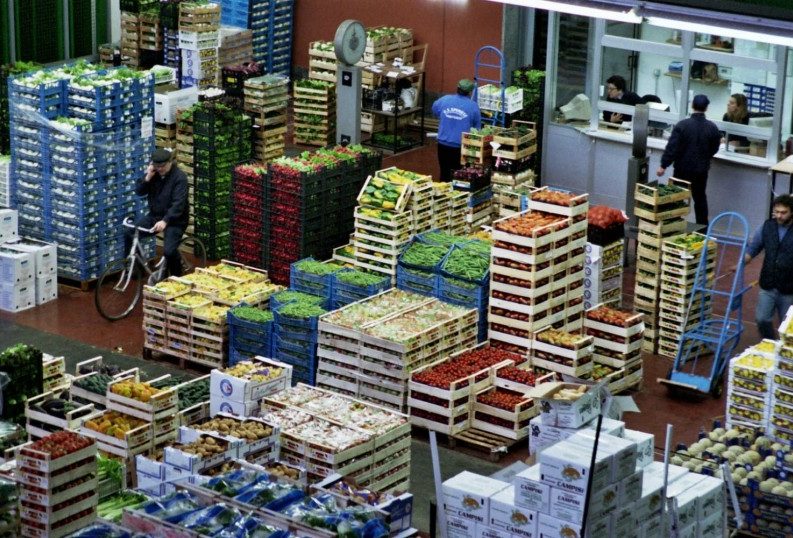 Milano, il migliore dei mondi possibili, è anche l’Ortomercato violento e corrotto