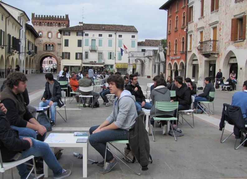 Friuli, la biblioteca dei libri viventi