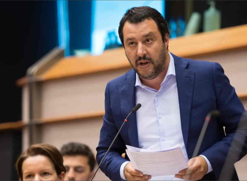 Salvini condannato. Fece assumere la compagna in Regione Lombardia