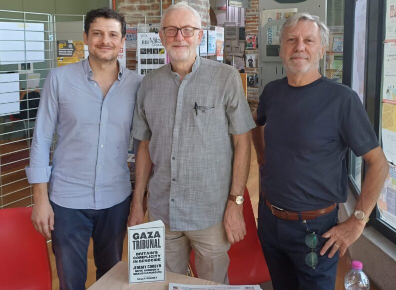 Jeremy Corbyn. “La sinistra fermi l’Ue sul riarmo: taglieranno il welfare”